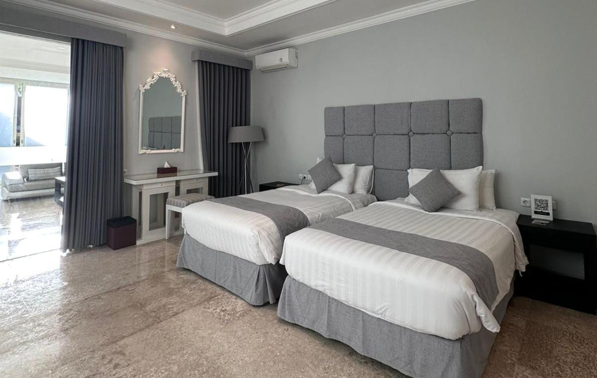 Nunamkhalu Private Villa And Spa 努沙杜瓦 外观 照片