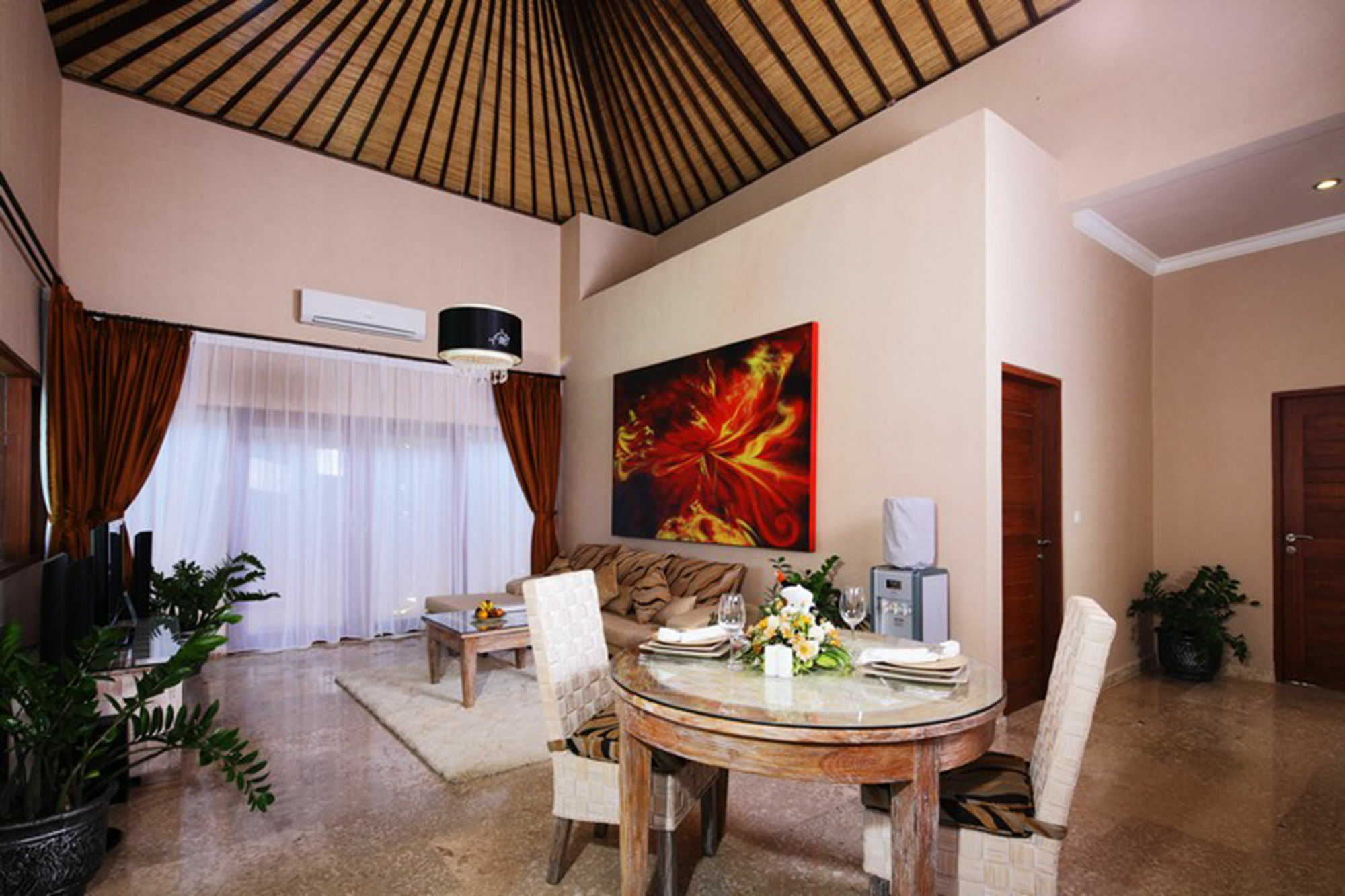 Nunamkhalu Private Villa And Spa 努沙杜瓦 外观 照片