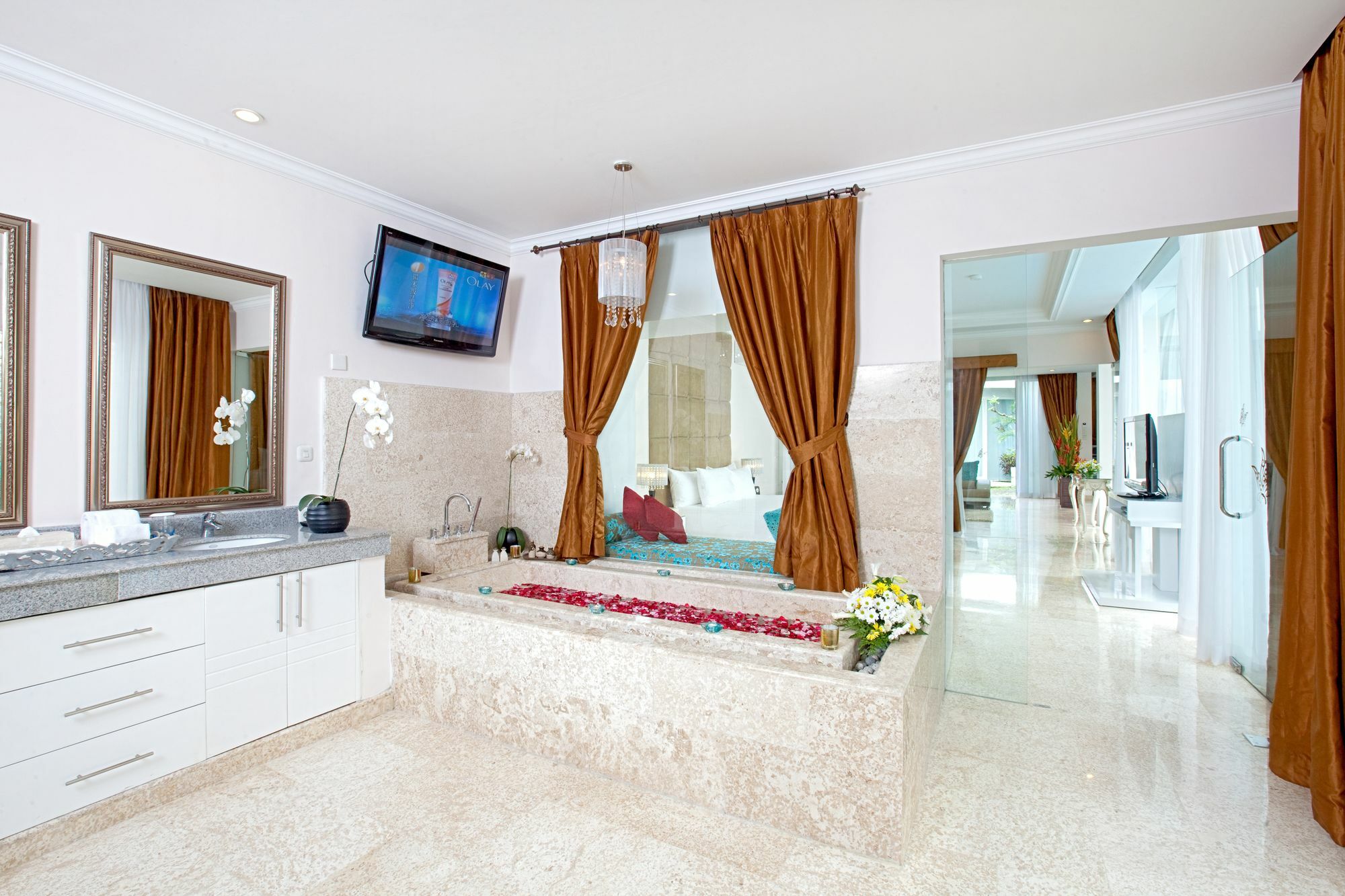 Nunamkhalu Private Villa And Spa 努沙杜瓦 外观 照片