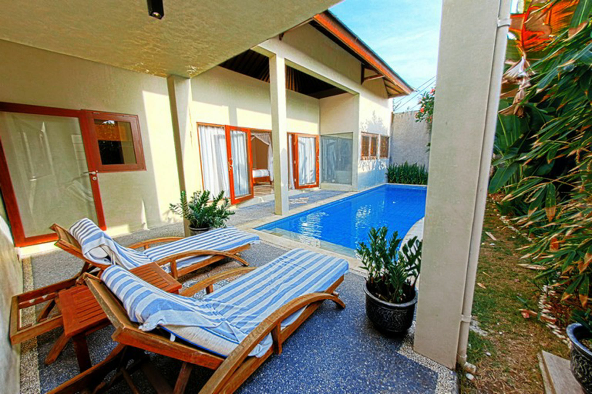 Nunamkhalu Private Villa And Spa 努沙杜瓦 外观 照片