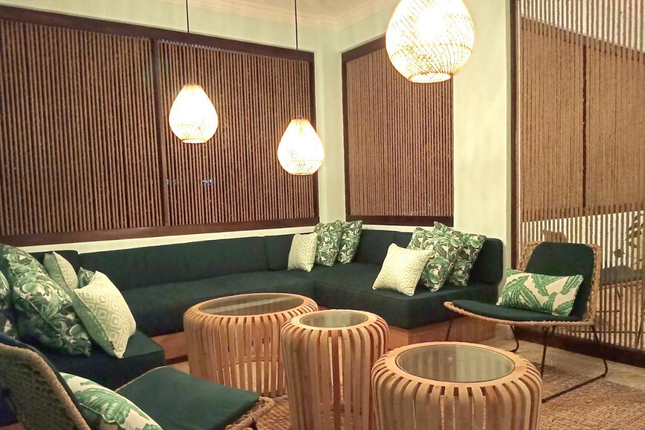 Nunamkhalu Private Villa And Spa 努沙杜瓦 外观 照片